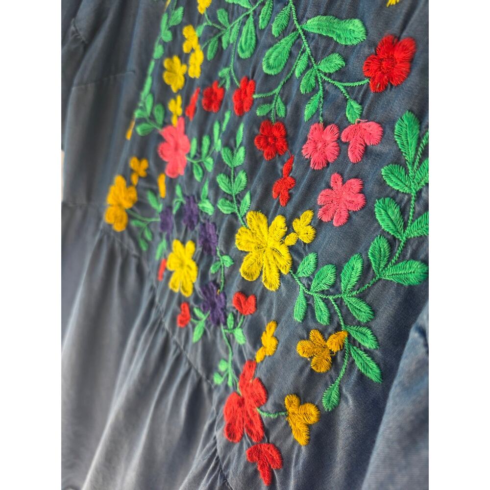 Crown & Ivy Plus Size 2X Embroidered Denim Tunic Dress Floral Boho Casual - Picture 7 of 9